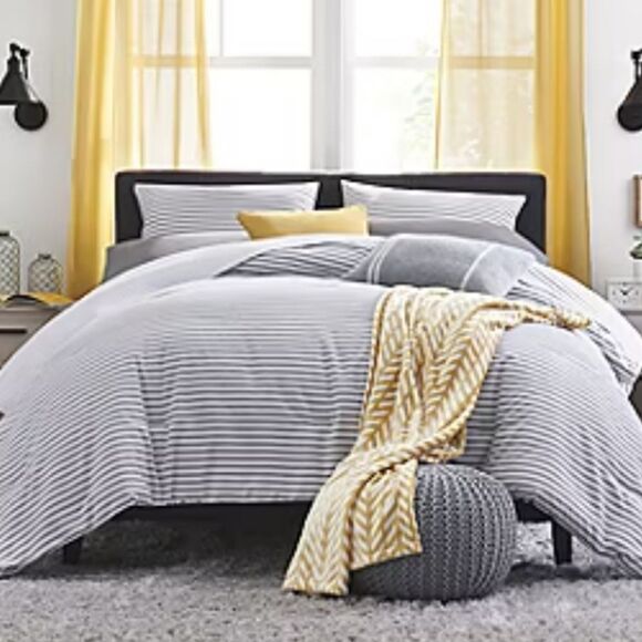 Home Expressions Grey Heathered Stripe Reversible King Set - Picture 3 of 9